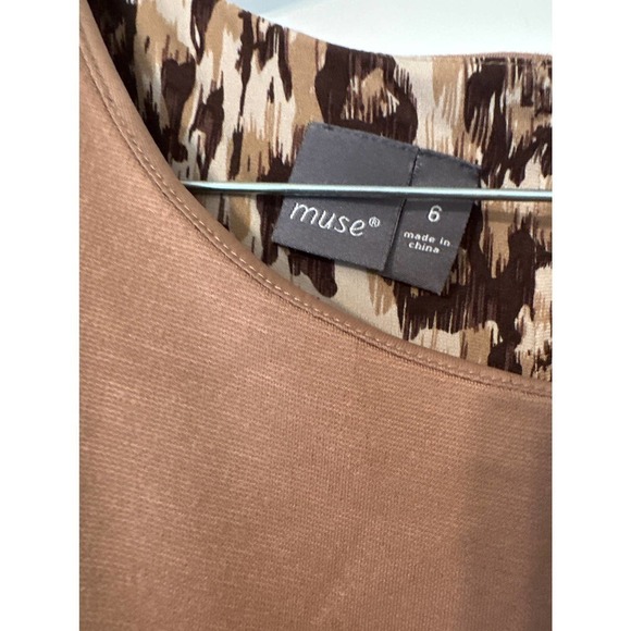 Muse dress - Picture 2 of 3